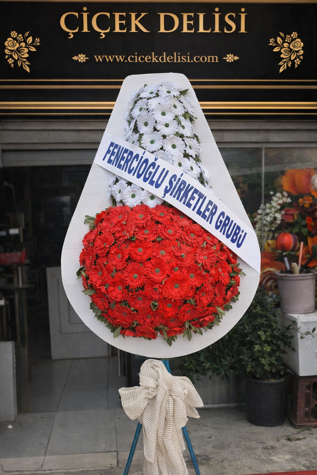 Tekli K�rm�z� beyaz �elenk